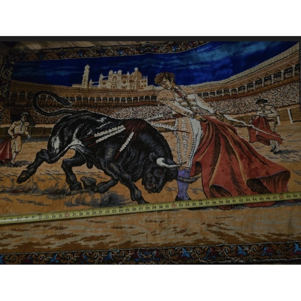 VTG Spanish Matador Bull Fighter Wall Tapestry Rug Velvety Large 39x56